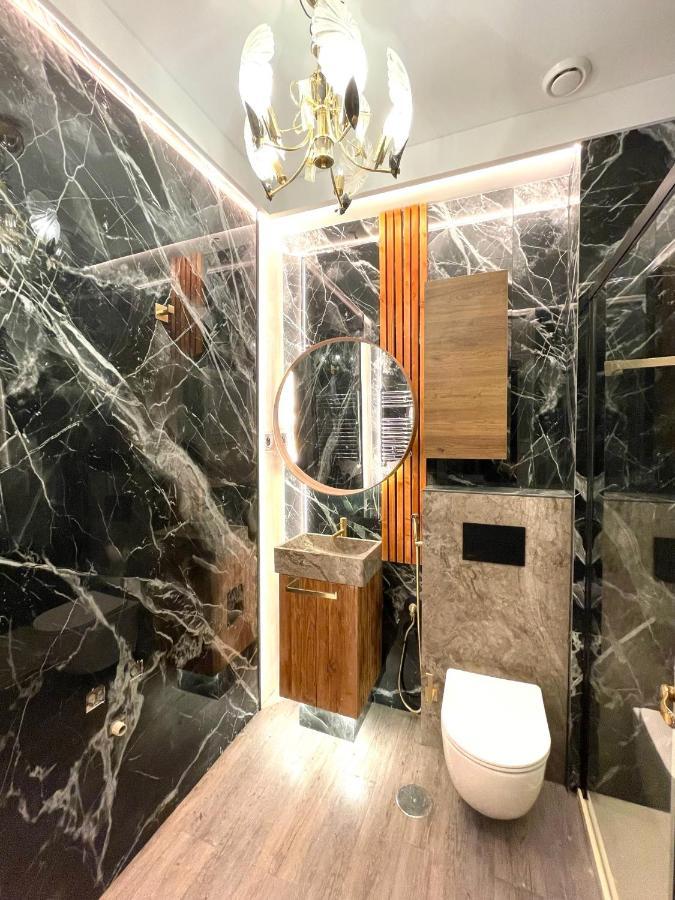 Madrid Central Gran Via Suites Eksteriør billede