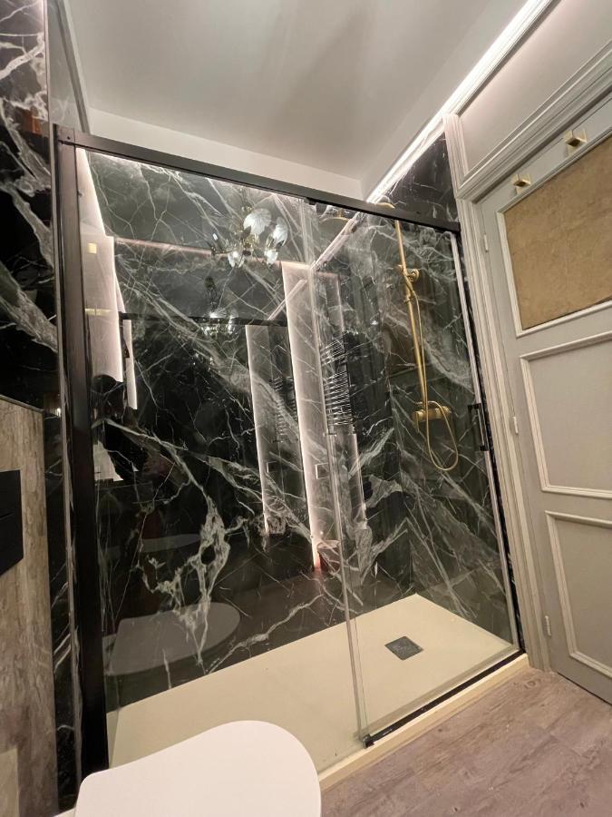 Madrid Central Gran Via Suites Eksteriør billede