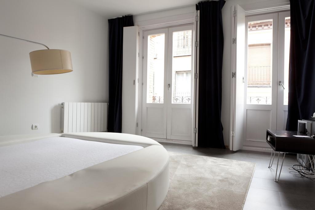 Madrid Central Gran Via Suites Eksteriør billede
